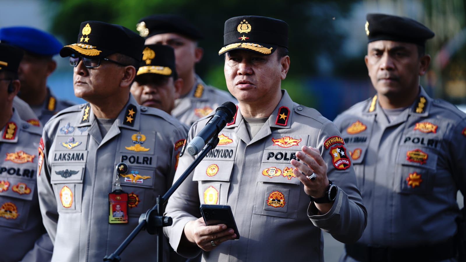 Polri Dorong Bantuan Logistik ke Aceh, Sumut, dan Sumbar dari Pondok Cabe