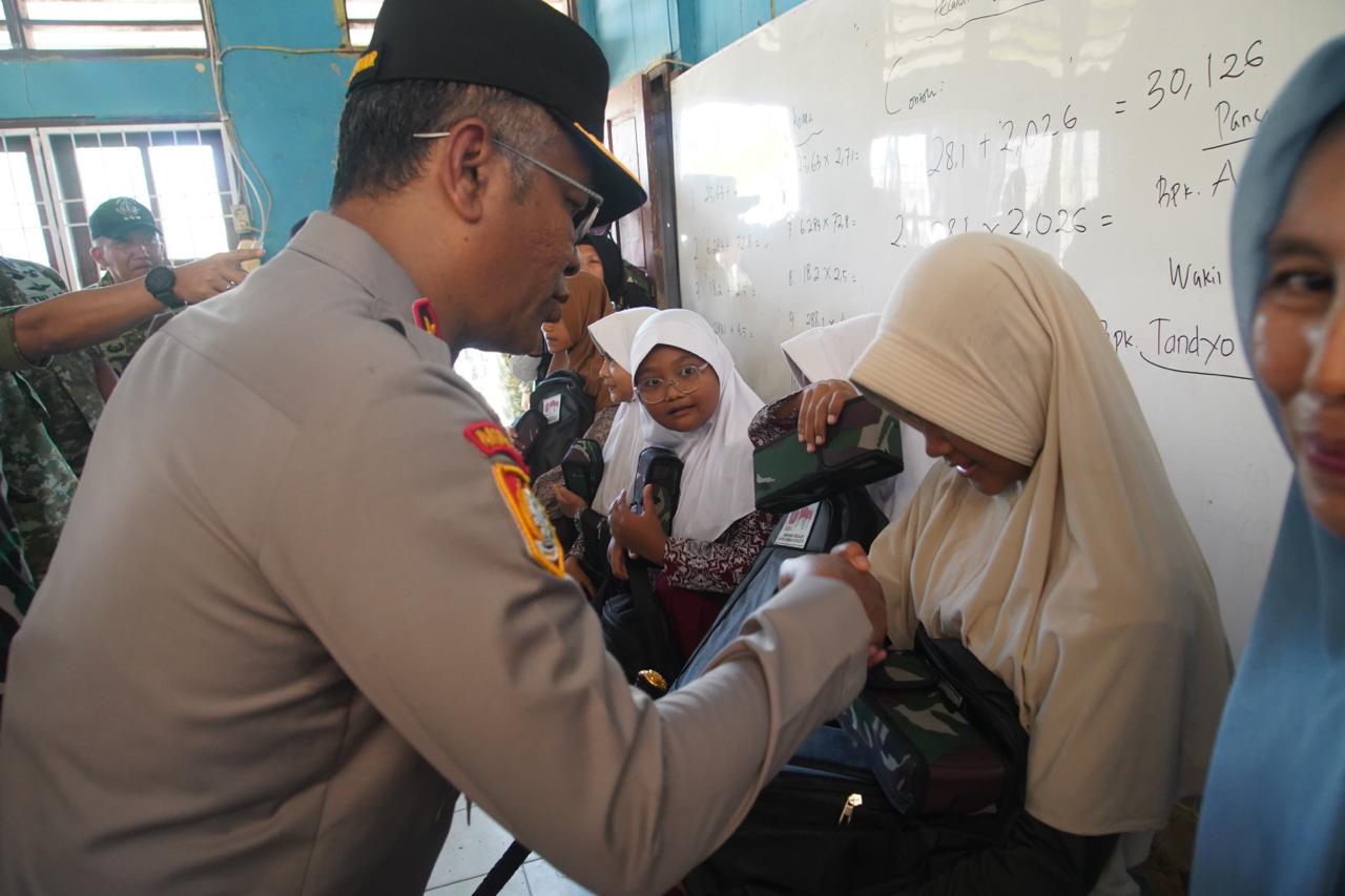 Sinergi TNI-Polri : Wakil Panglima TNI dan Gubernur Akpol Tinjau Pemulihan Pascabanjir di Aceh Tamiang