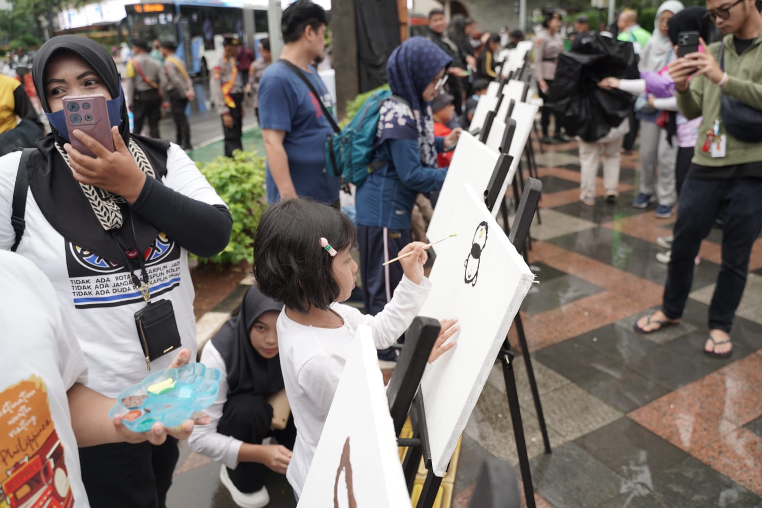 Festival Komik Polisi Penolong 2025 : Menghidupkan Kembali Wajah Humanis Polri Lewat Komik, Aksi, dan Dialog Publik