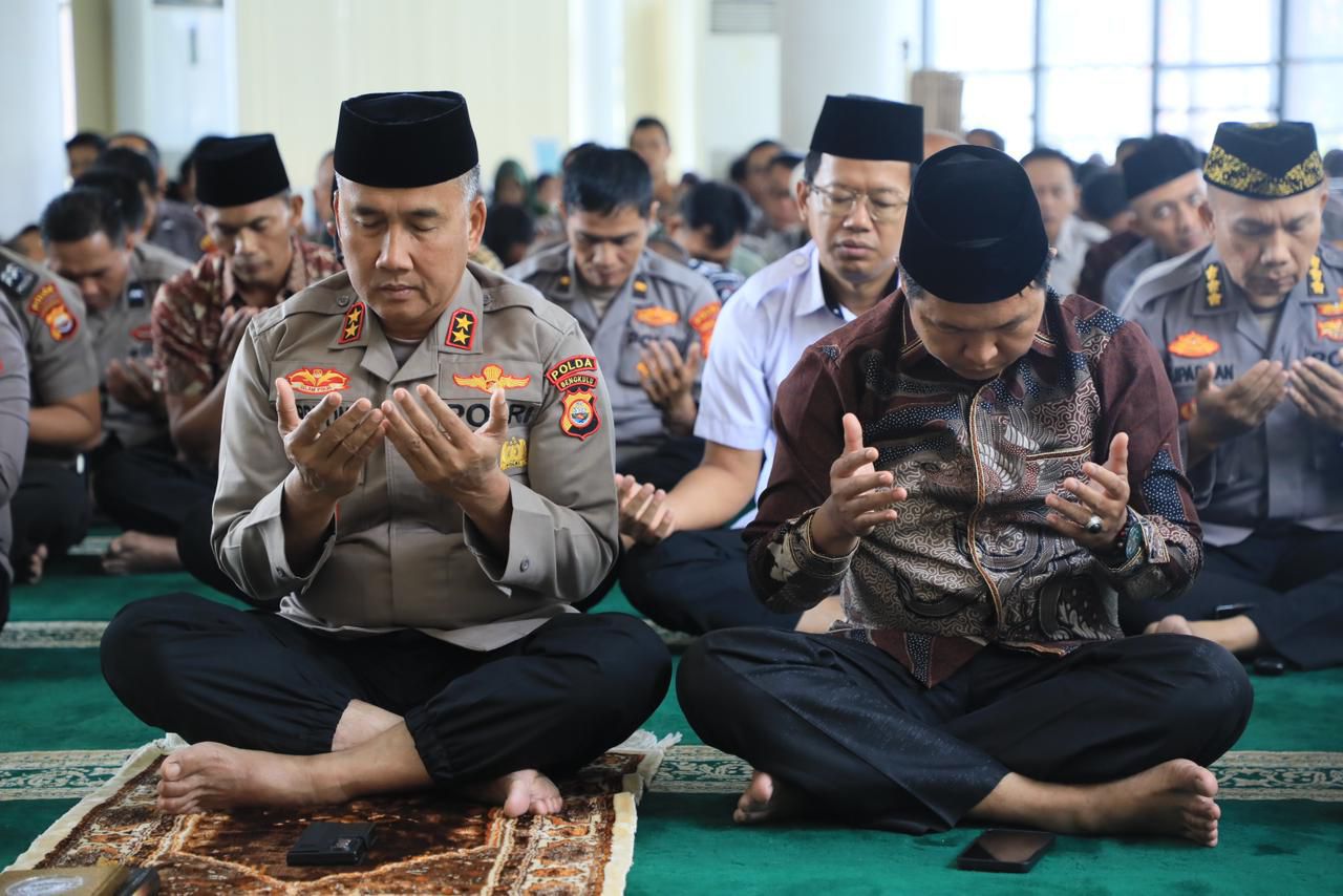 Polda Bengkulu Gelar Peringatan Nuzulul Qur’an 1447 H, Perkuat Nilai Keimanan dan Kebersamaan Personel
