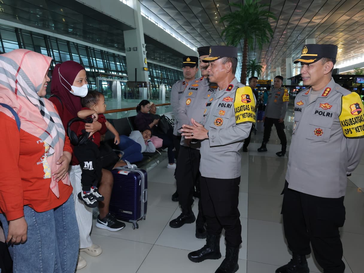 Arus Mudik di Bandara Soekarno-Hatta lancar, Polri Pastikan Pelayanan Optimal bagi Masyarakat